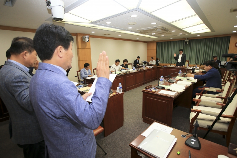 20180906-026[AP7U0500-제225회 정례회 기획행정위원회 소관 행정사무감사 활동.JPG