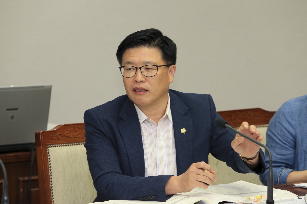 20180920-042[AP7U1758-제225회 정례회 예산결산위원회 2018년도 제2회 추가경정예산안 심사 활동.JPG