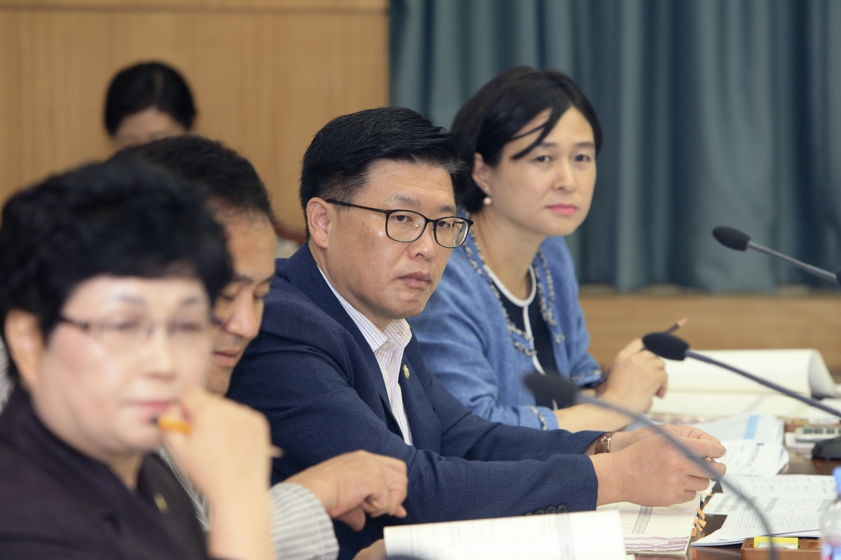 20180920-033[AP7U1738-제225회 정례회 예산결산위원회 2018년도 제2회 추가경정예산안 심사 활동.JPG