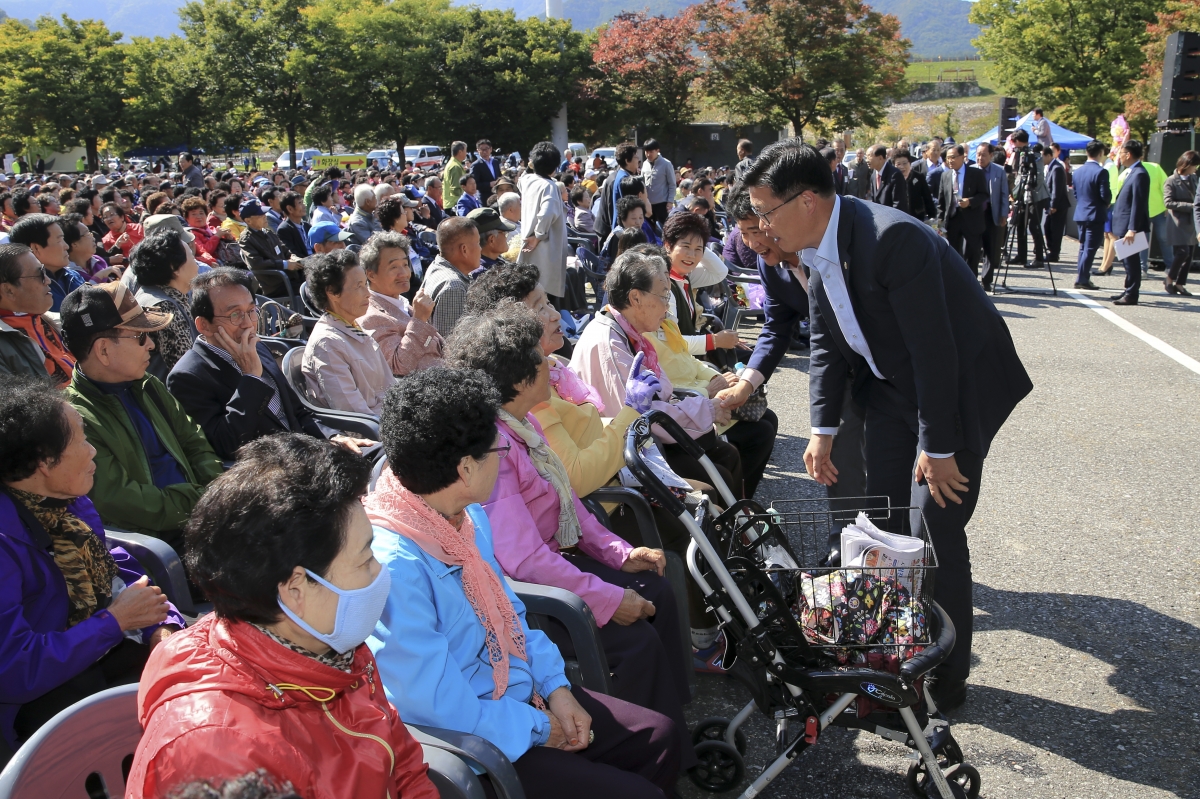 20181010-045[AP7U2863-제22회 노인의 날 기념행사.JPG
