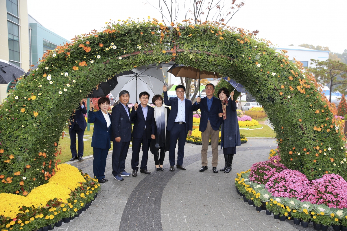 20181026-083[AP7U4592-미래농업교육관 준공식 및 농촌여성작품 전시회.JPG