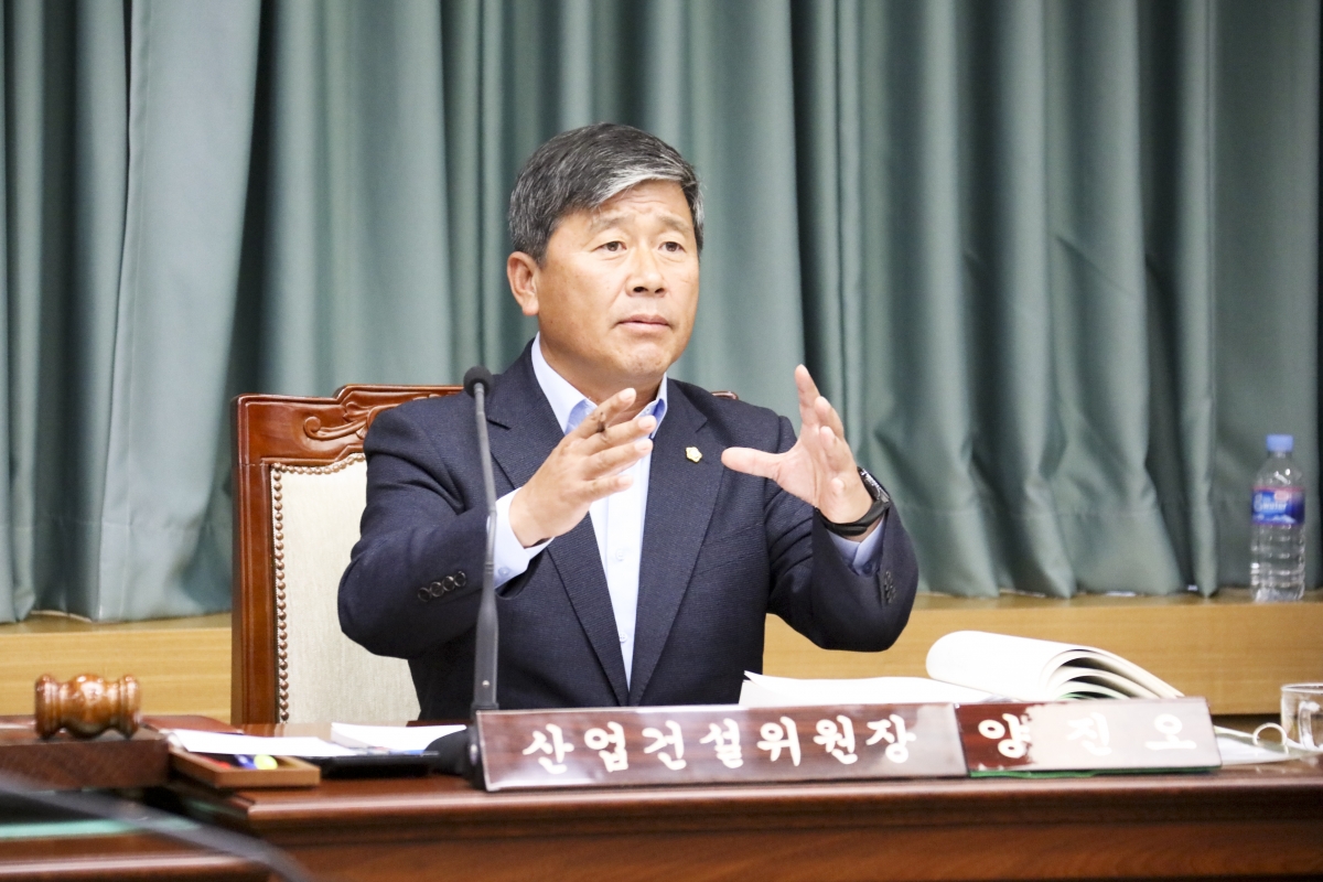 20181023-081[IMG_1818-제226회 임시회 산업건설위원회 소관 2019년도 주요업무계획안 청취.JPG