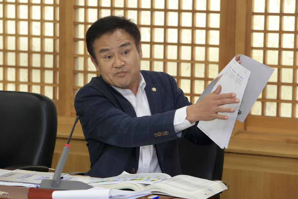 20181107-042[AP7U6112-구미시의회 전체의원 간담회.JPG