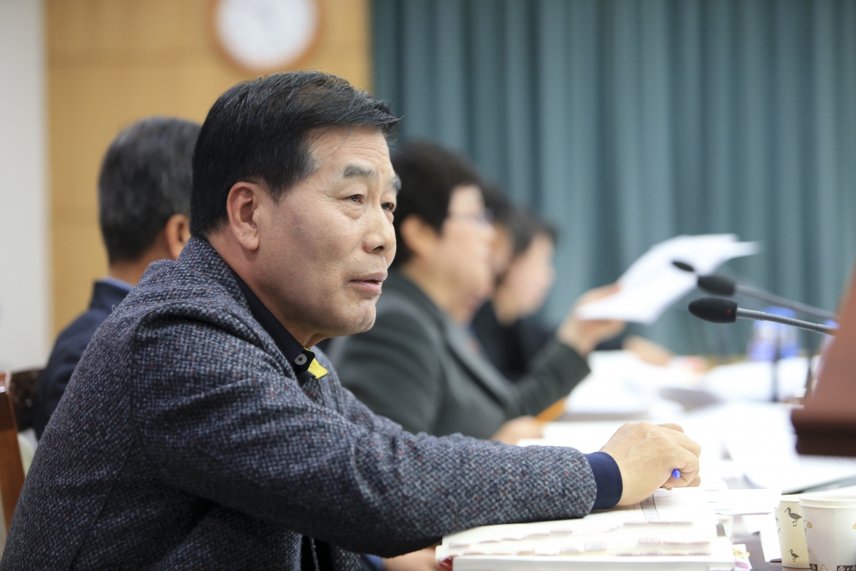 20181205-025[AP7U9100-제227회 제2차 정례회 예산결산특별위원회 2019년도 예산안 및 기금운용계획안 심사활동.jpg