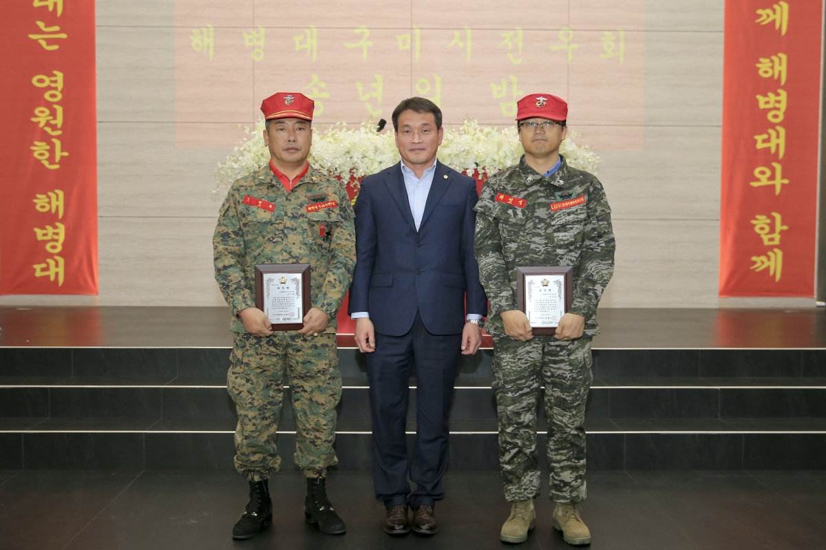 20181207-016[AP7U9305-2018 해병대구미전우회 송년의 밤.jpg