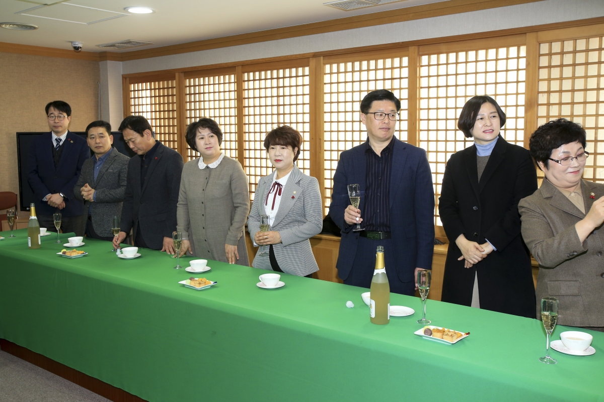 20190103-047[AP7U0565-2019 구미시의회 신년인사회.jpg