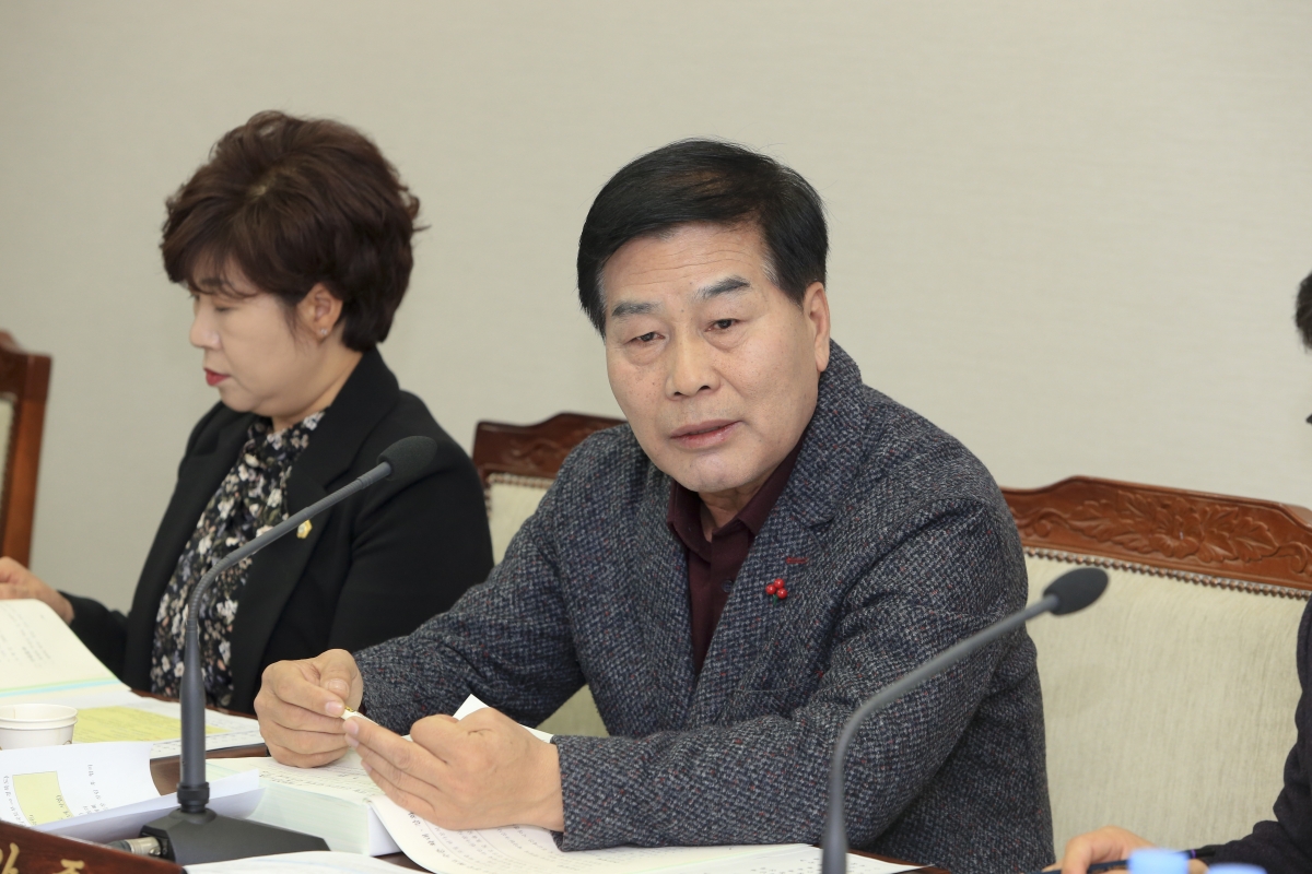 20190128-012[AP7U1847-제228회 임시회 기획행정위원회 소관 2019년도 주요업무 보고 청취.jpg