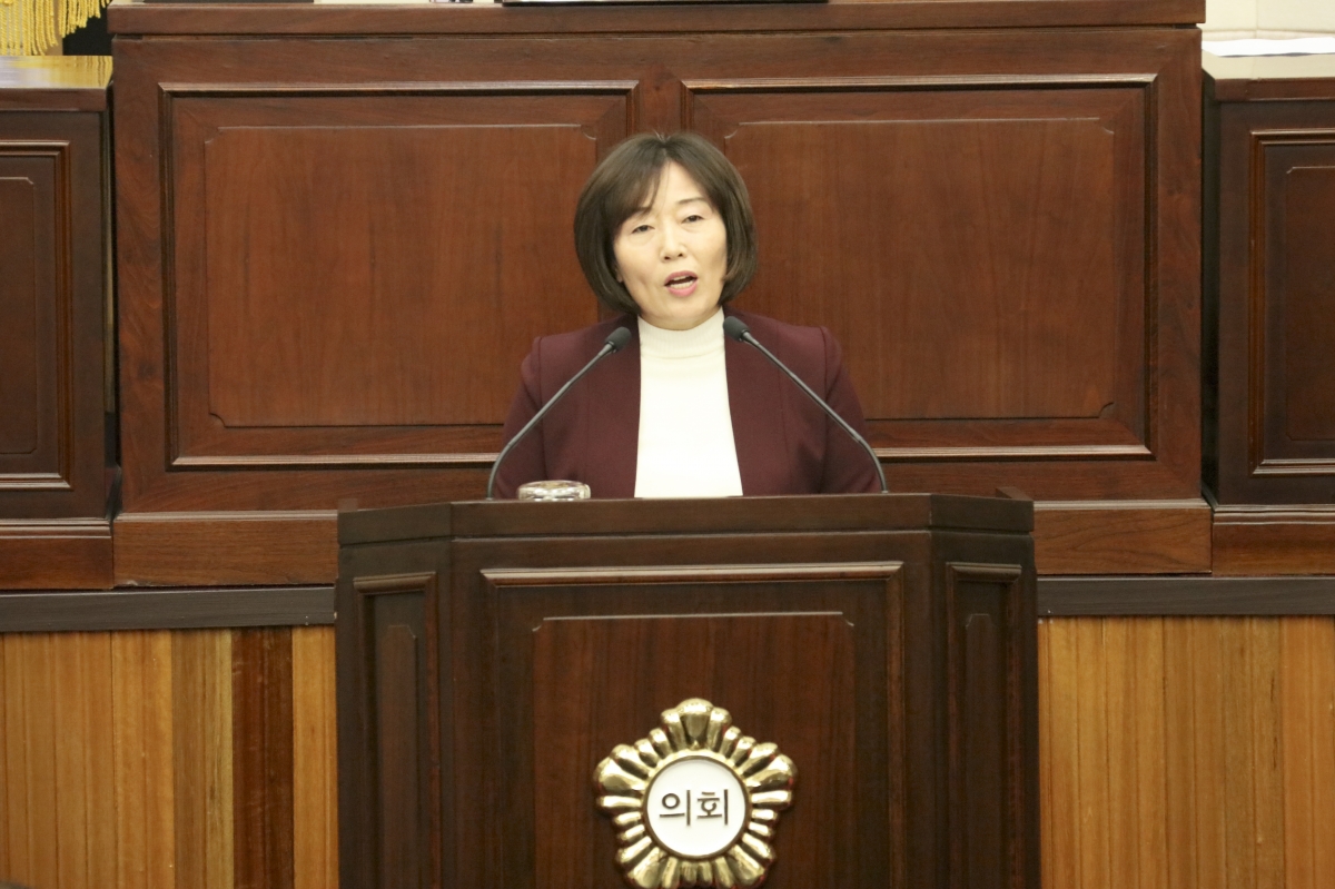 20190131-009[IMG_3106-제228회 임시회 제3차 본회의시 김춘남 기획행정위원장 5분 자유발언.jpg