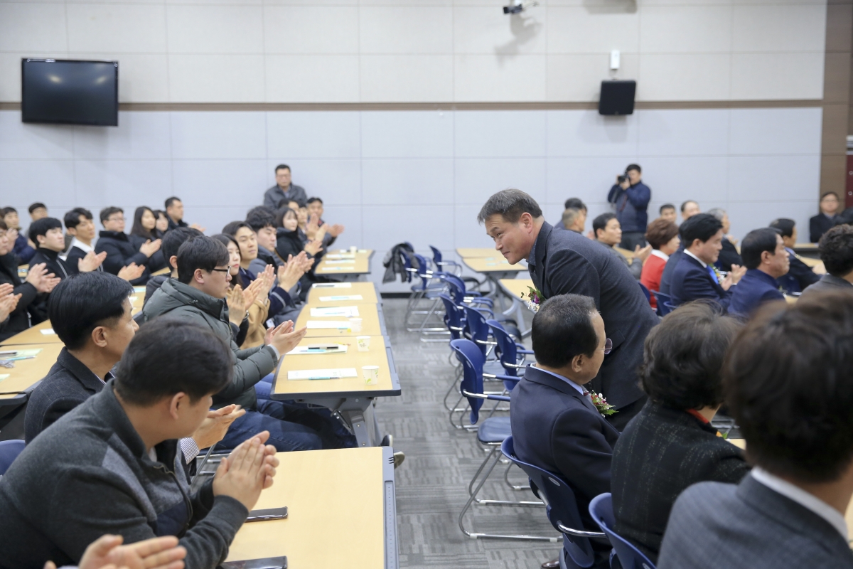 20190222-013[AP7U2835-한국노총 구미지부 제41년차 정기대의원대회.jpg