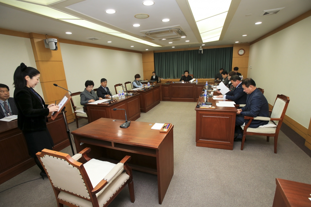 20190226-002[AP7U2990-폐회중 의회운영위원회 활동.jpg