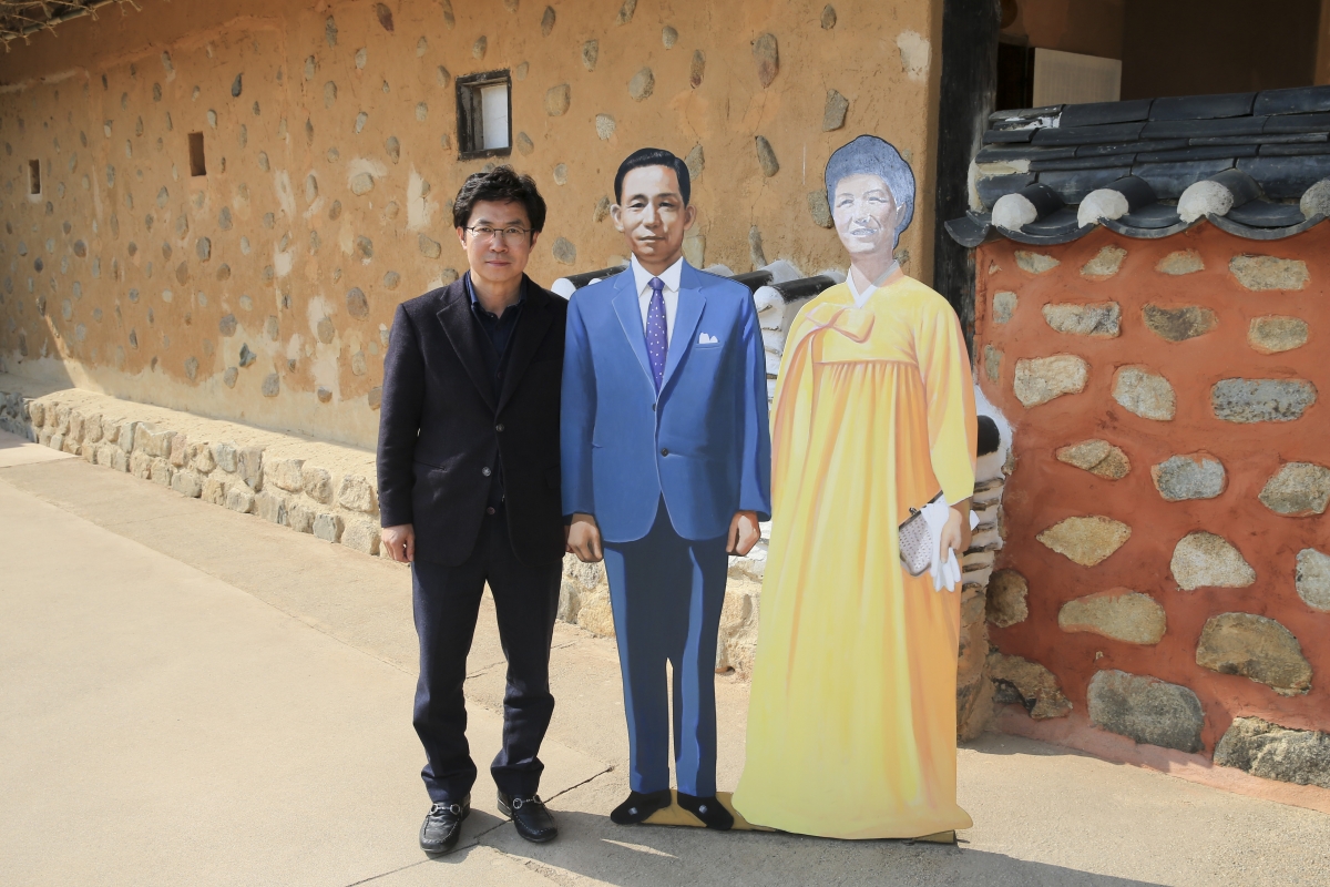 20190301-100[AP7U3233-3.1절 기념 박정희 대통령 생가 추념.jpg