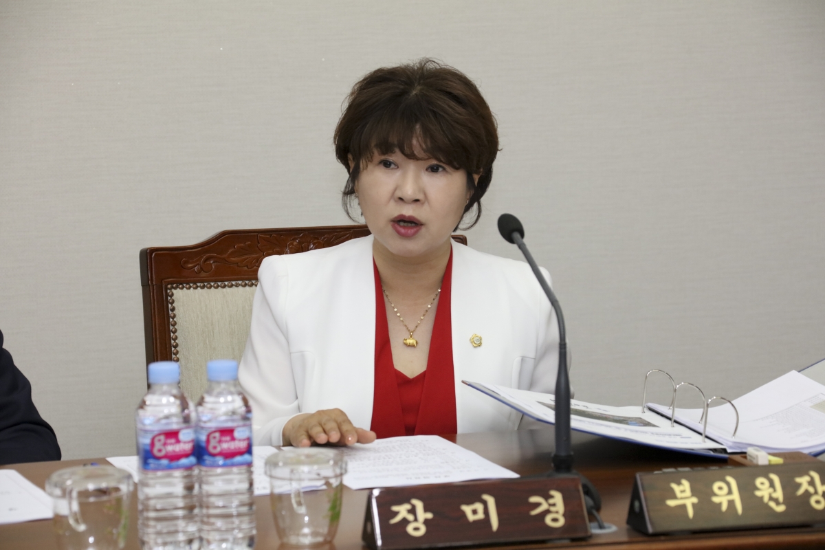 20190509-062[IMG_4084-폐회중 제3차 행정사무조사특별위원회 활동.jpg