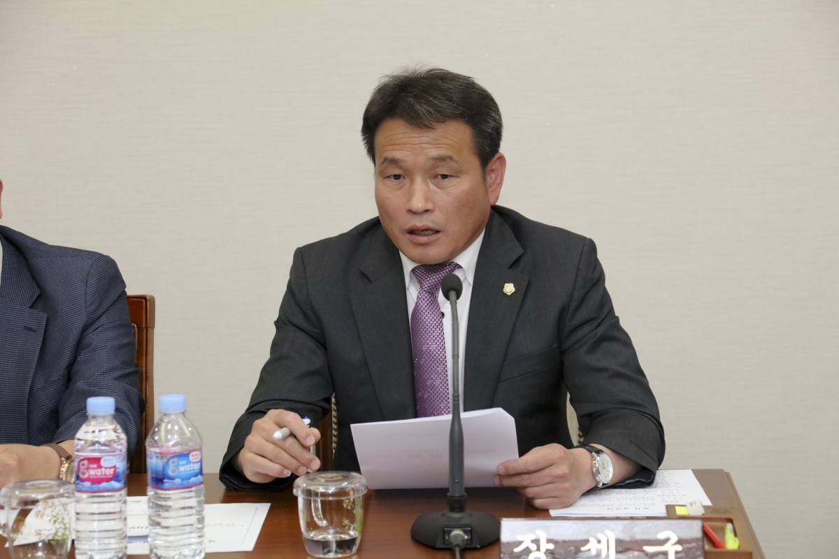 20190509-064[IMG_4093-폐회중 제3차 행정사무조사특별위원회 활동.jpg