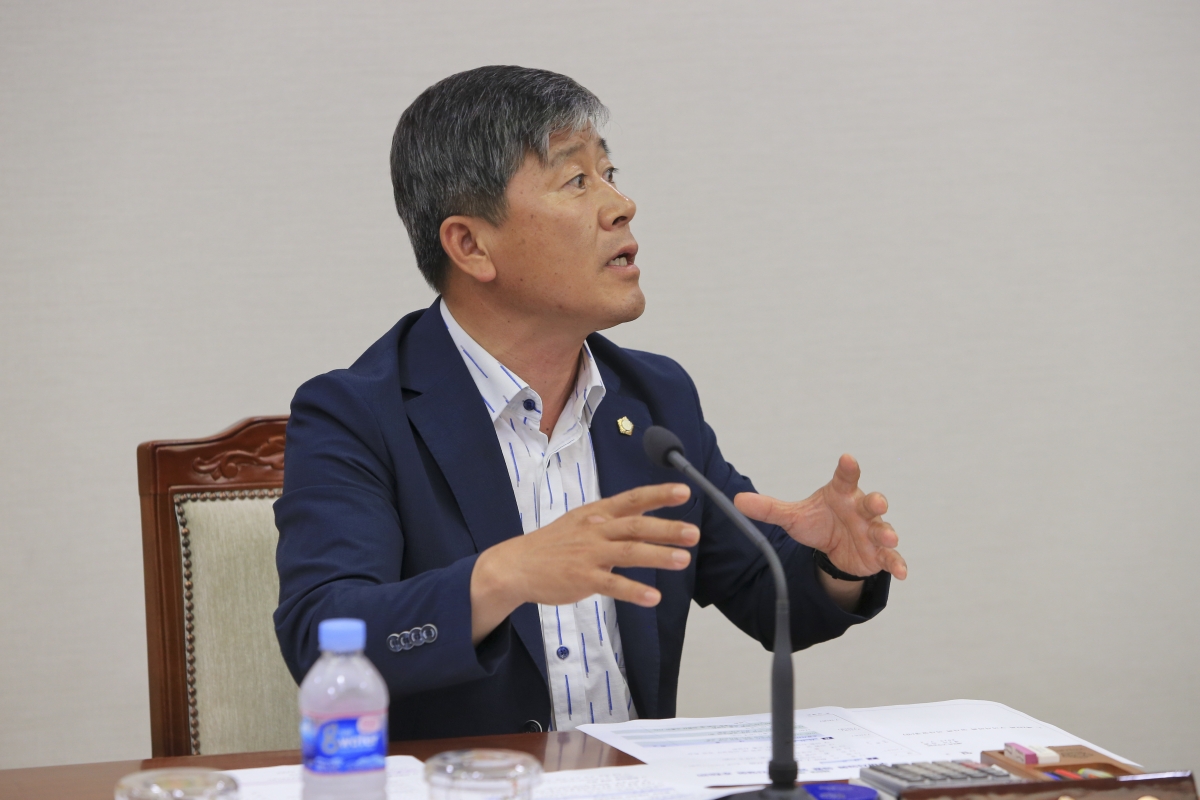 20190702-006[AP7U9963-폐회중 의회운영위원회 활동.jpg