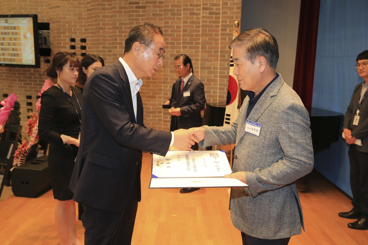 20190925-056[AP7U3819-민주평화통일자문회의 구미시협의회 제19기 출범식.jpg