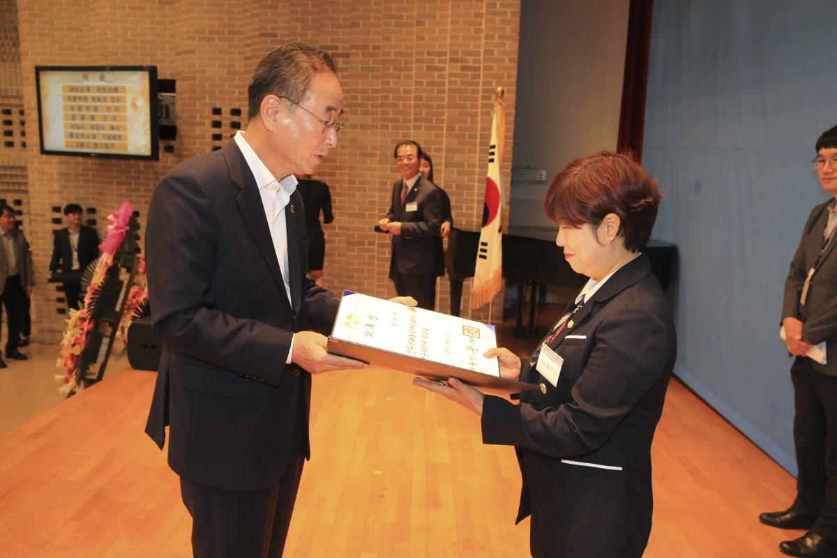 20190925-060[AP7U3827-민주평화통일자문회의 구미시협의회 제19기 출범식.jpg
