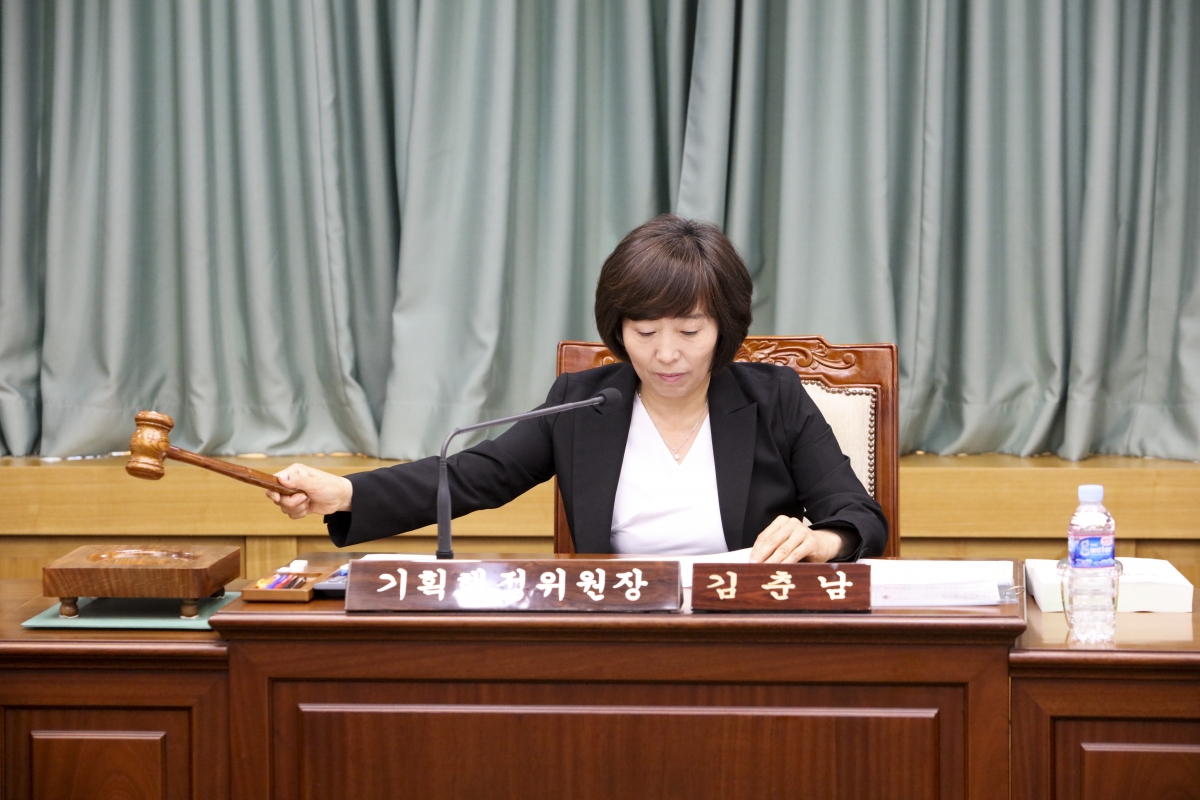 20191021-020[IMG_5324-제234회 임시회 기획행정위원회 2020년도 주요업무계획안 보고.jpg
