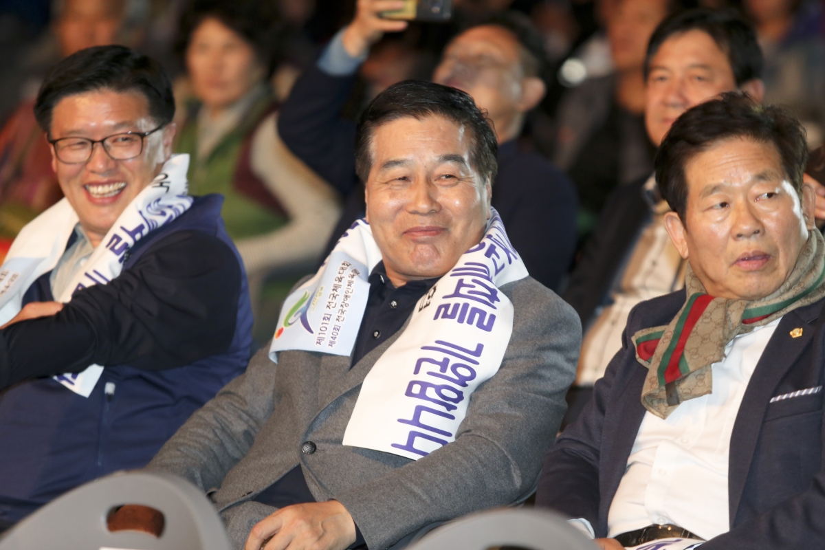 20191023-031[AP7U6045-2020 전국체전 성공개최 기원 시민 한마음다짐대회.jpg