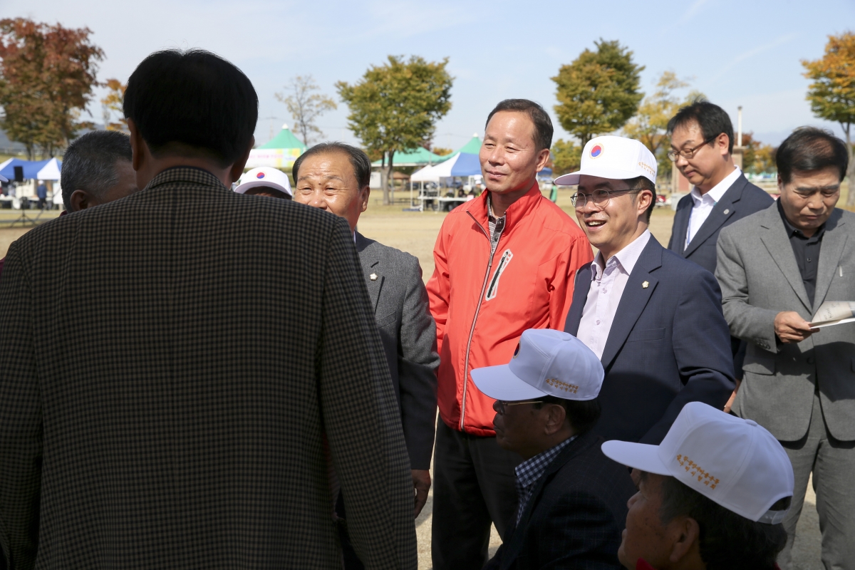 20191025-037[AP7U6280-2019 어르신 게이트볼 및 한궁대회.jpg
