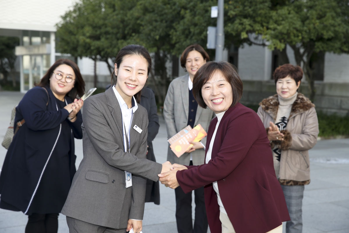 20191112-115[AP7U7184-기획행정위원회 광주광역시 국립아시아문화전당 시설견학.jpg