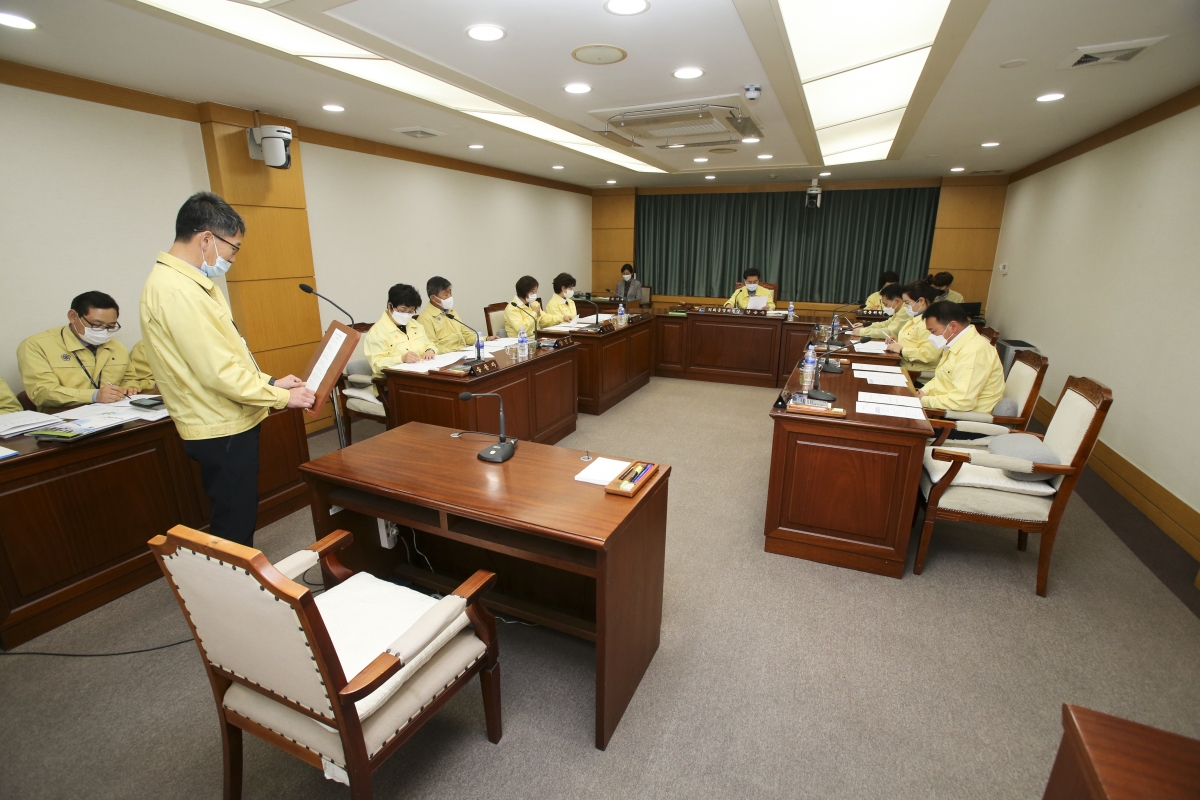 20200417-014[AP7U2101-폐회중 의회운영위원회 활동.jpg