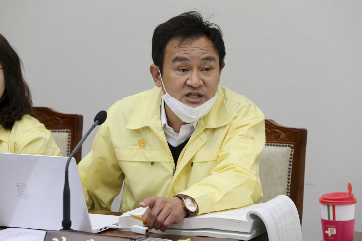 20200424-015[AP7U2539-제238회 임시회시 예산결산특별위원회  2020년도 제1회추가경정예산안 심사활동.jpg