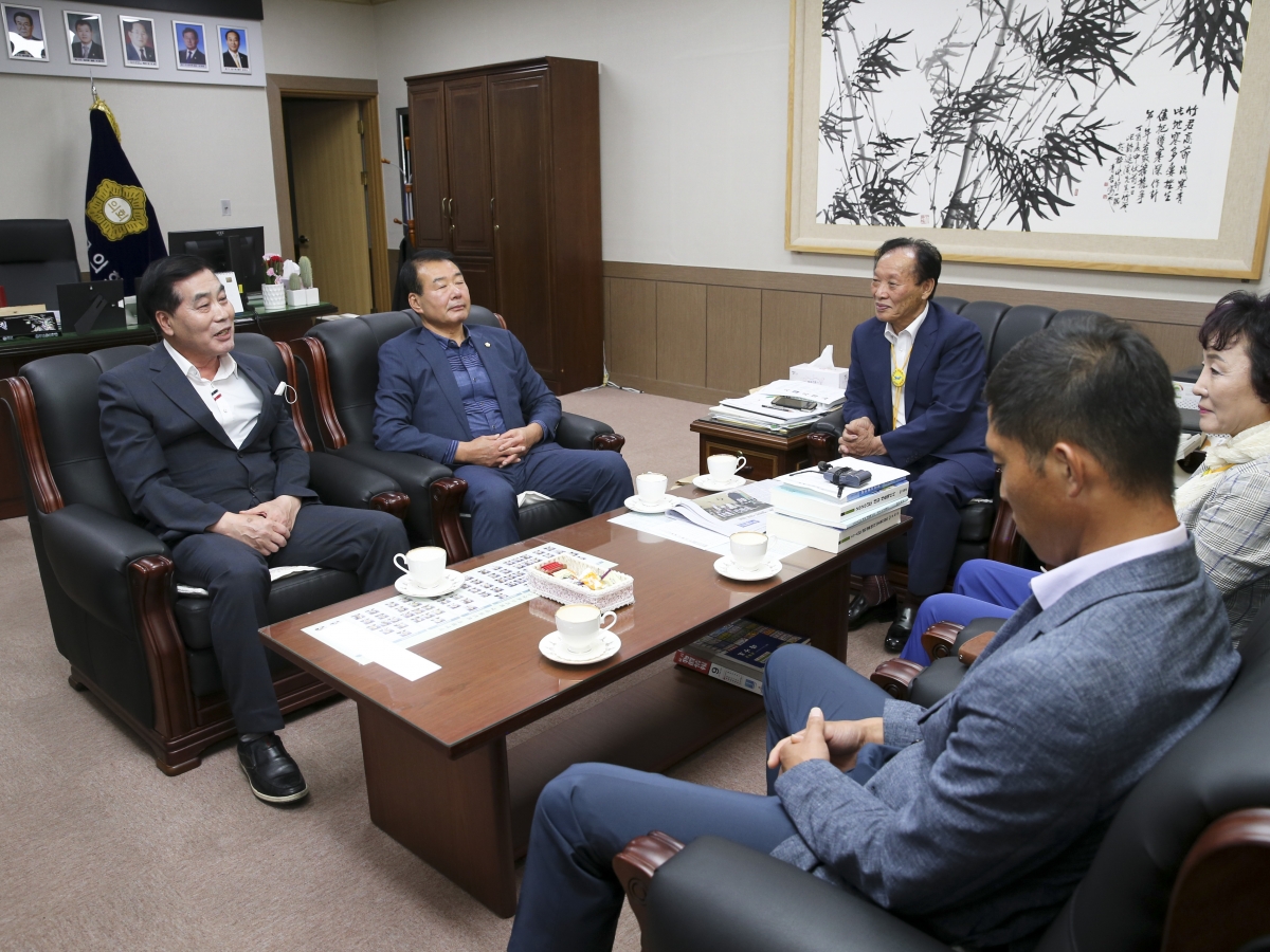 20200727-024[AP7U7642-대구경북 통합신공항 이전지 선정촉구를 위해 군위군의회 방문.JPG