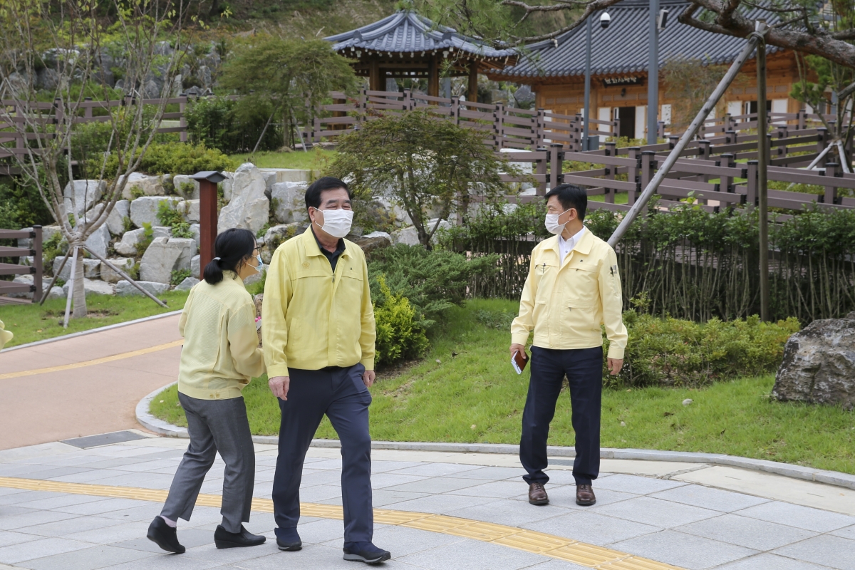 20200911-076[AP7U8854-제243회 임시회 기획행정위원회 구미성리학역사관 현장방문.JPG