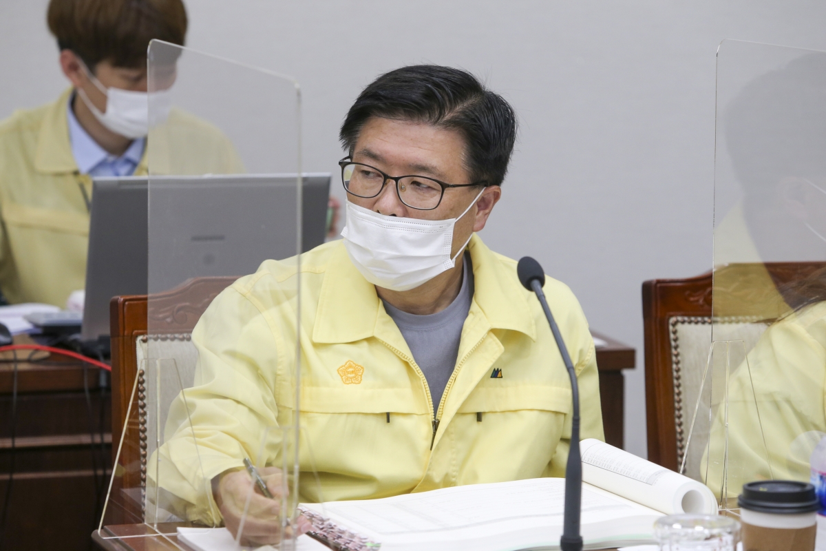 20200916-022[AP7U9463-제243회 임시회 예산결산특별위원회 소관 2020년도 제2회추가경정예산안 심사활동.JPG