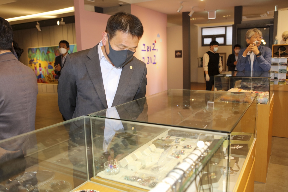 20201019-056[IMG_7322-제244회 임시회시 전체의원 칠곡가산수피아 벤치마킹.JPG