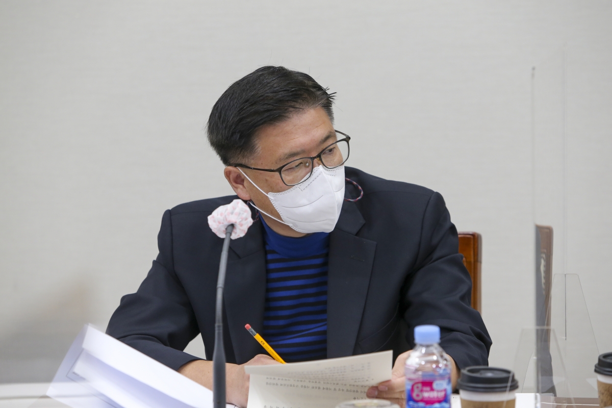 20201126-035[AP7U3620-제245회 정례회 산업건설위원회 조례안 심사활동.JPG