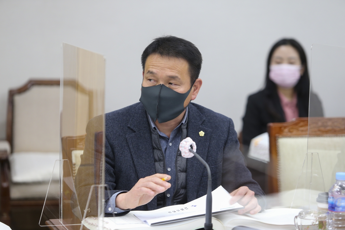 20201201-029[AP7U4186-제245회 정례회 산업건설위원회 소관 2021년도 예산안 및 기금운용계획안 예비심사활동.JPG
