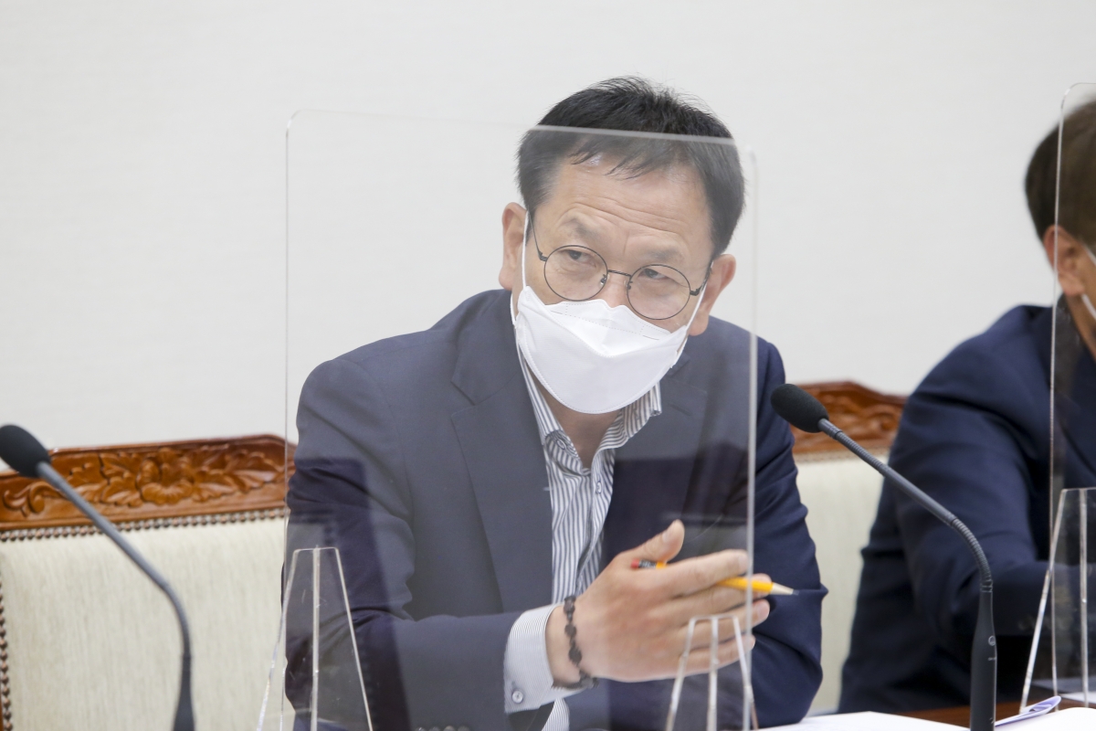 20210412-017[AP7U9971-제248회 임시회 기획행정위원회 조례심사 및 행정사무감사 계획서 작성.jpg