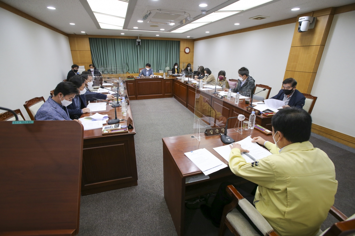 20210412-007[AP7U9875-제248회 임시회 기획행정위원회 조례심사 및 행정사무감사 계획서 작성.jpg