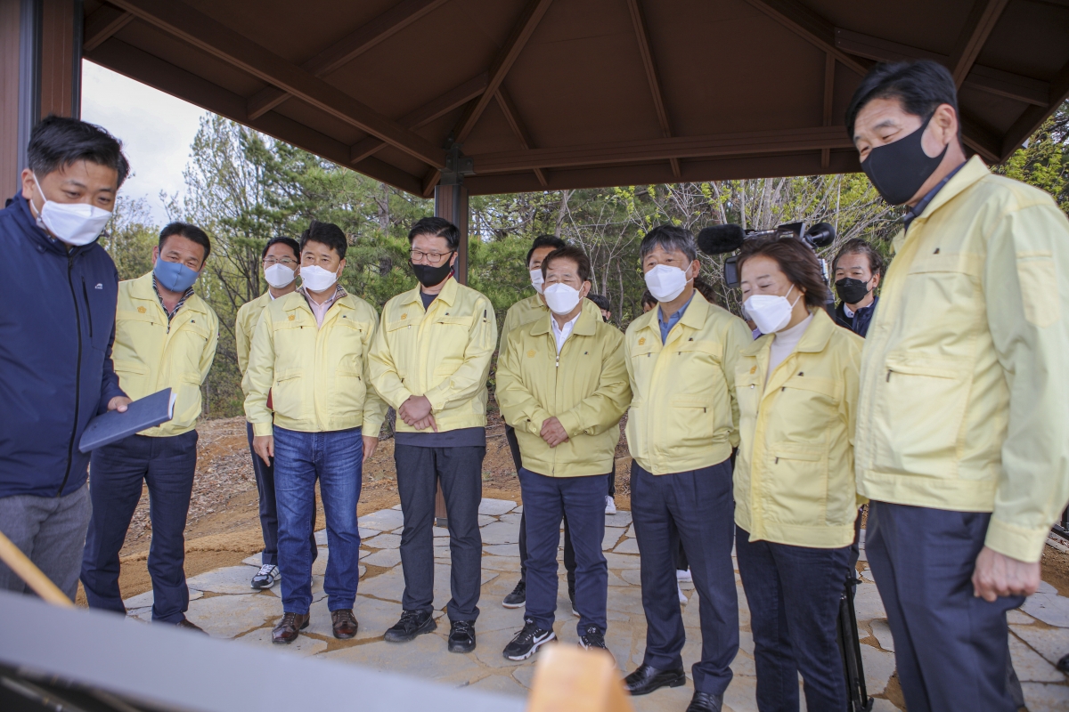 20210413-078[IMG_8068-제248회 임시회 산업건설위원회 국가5산업단지 조성사업 현장방문 활동.jpg