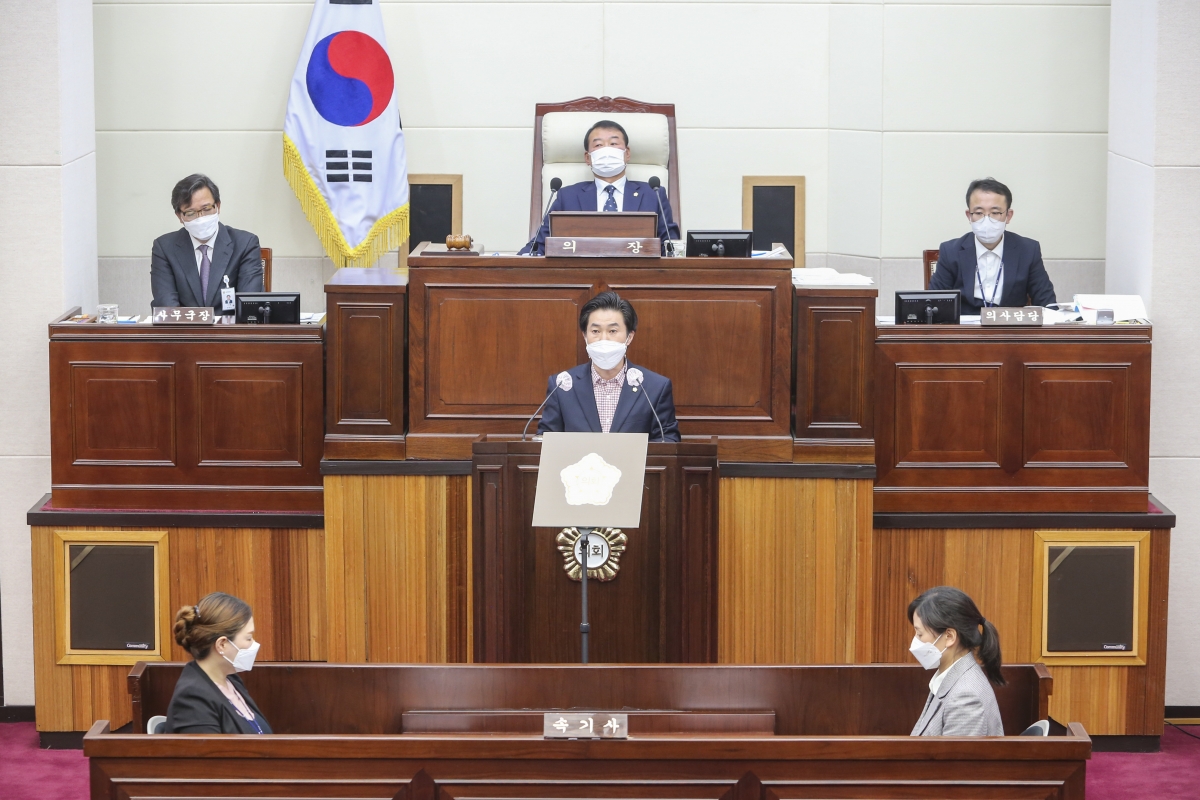 20210414-035[AP7U0411-제248회 임시회 제2차 본회의시 강승수 의원 구미시행정기구설치조례 일부개정조례안 부의 건 반대 토론.jpg