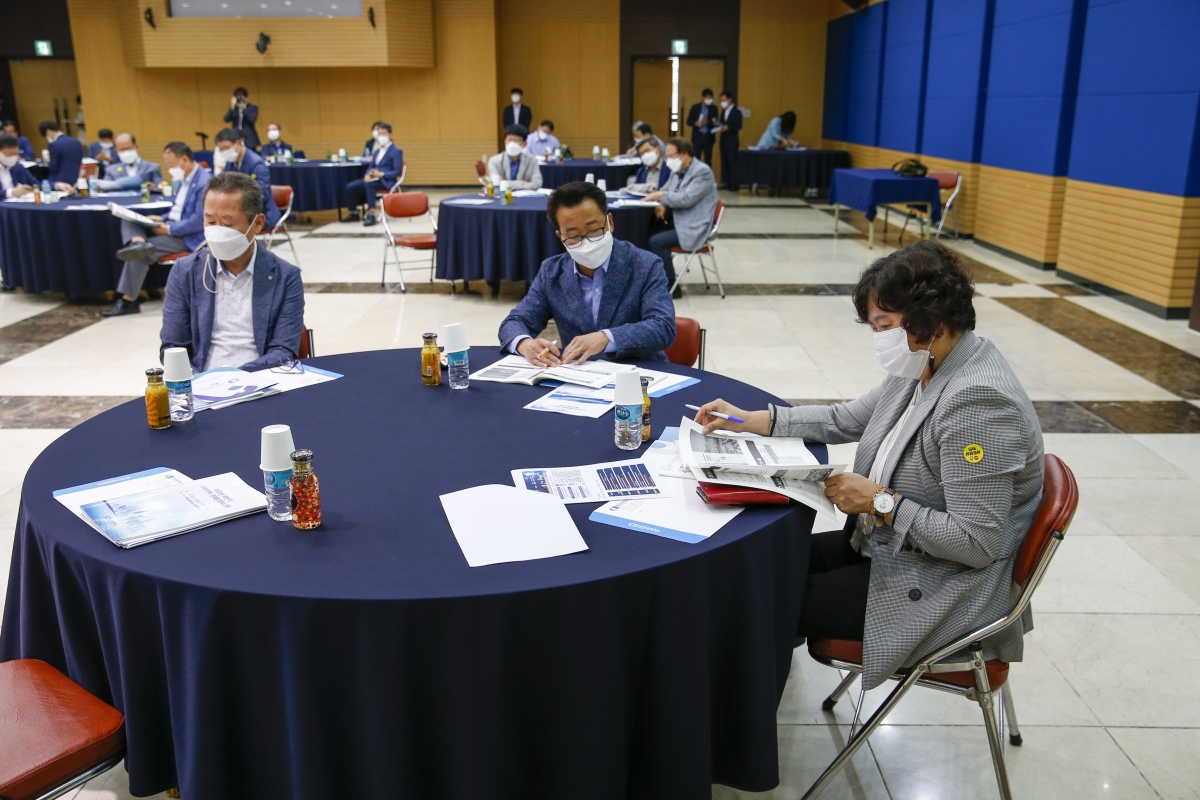 20210908-018[_P7U4820-2021 하반기 구미지역 경제동향보고회.jpg