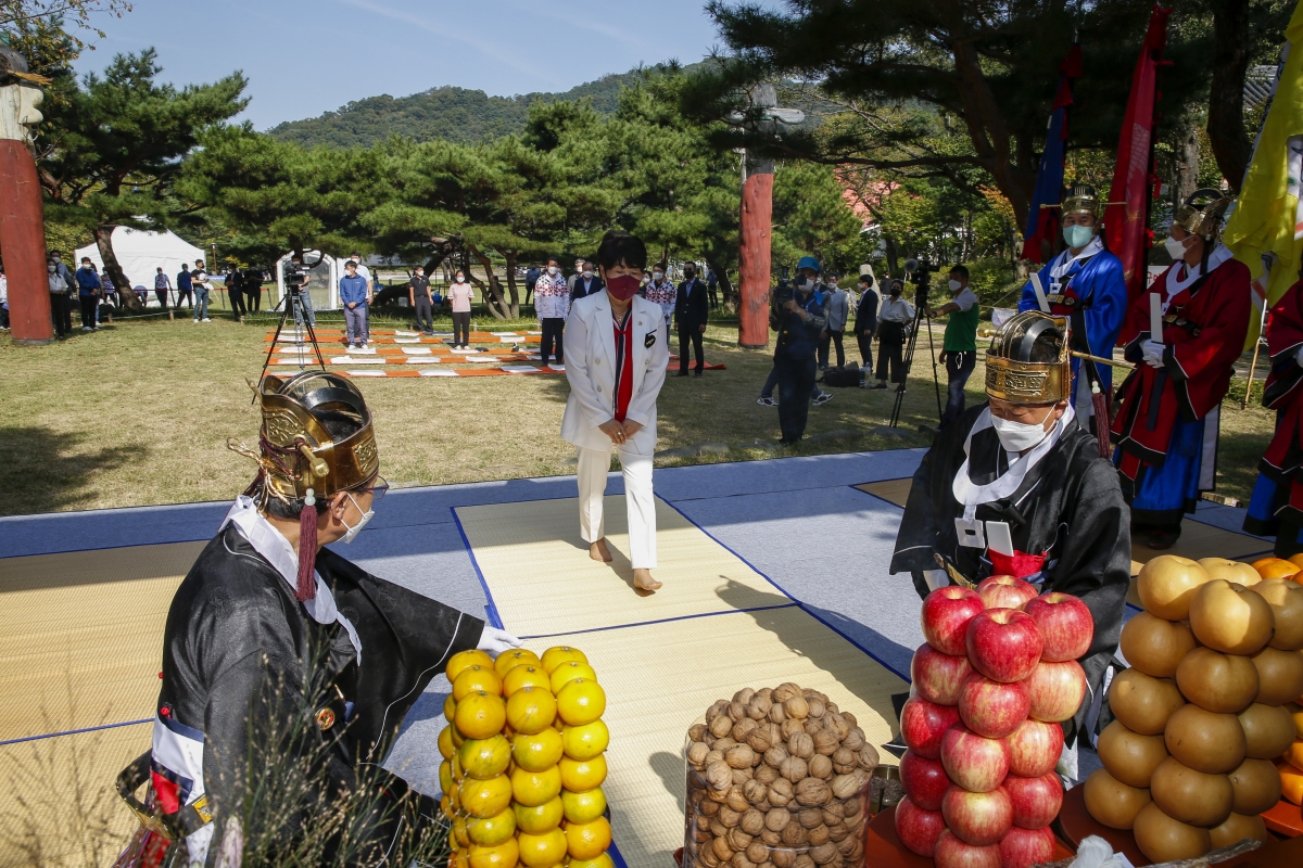 20211003-016[_P7U6335-제41회 전국장애인체육대회 성화 채화식.jpg