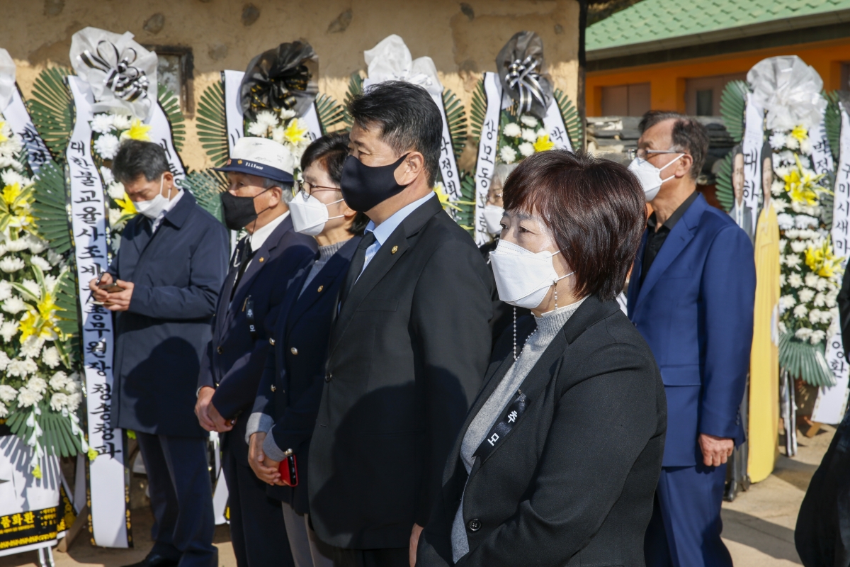 20211026-006[_P7U8924-박정희대통령 42주기 추모제.jpg
