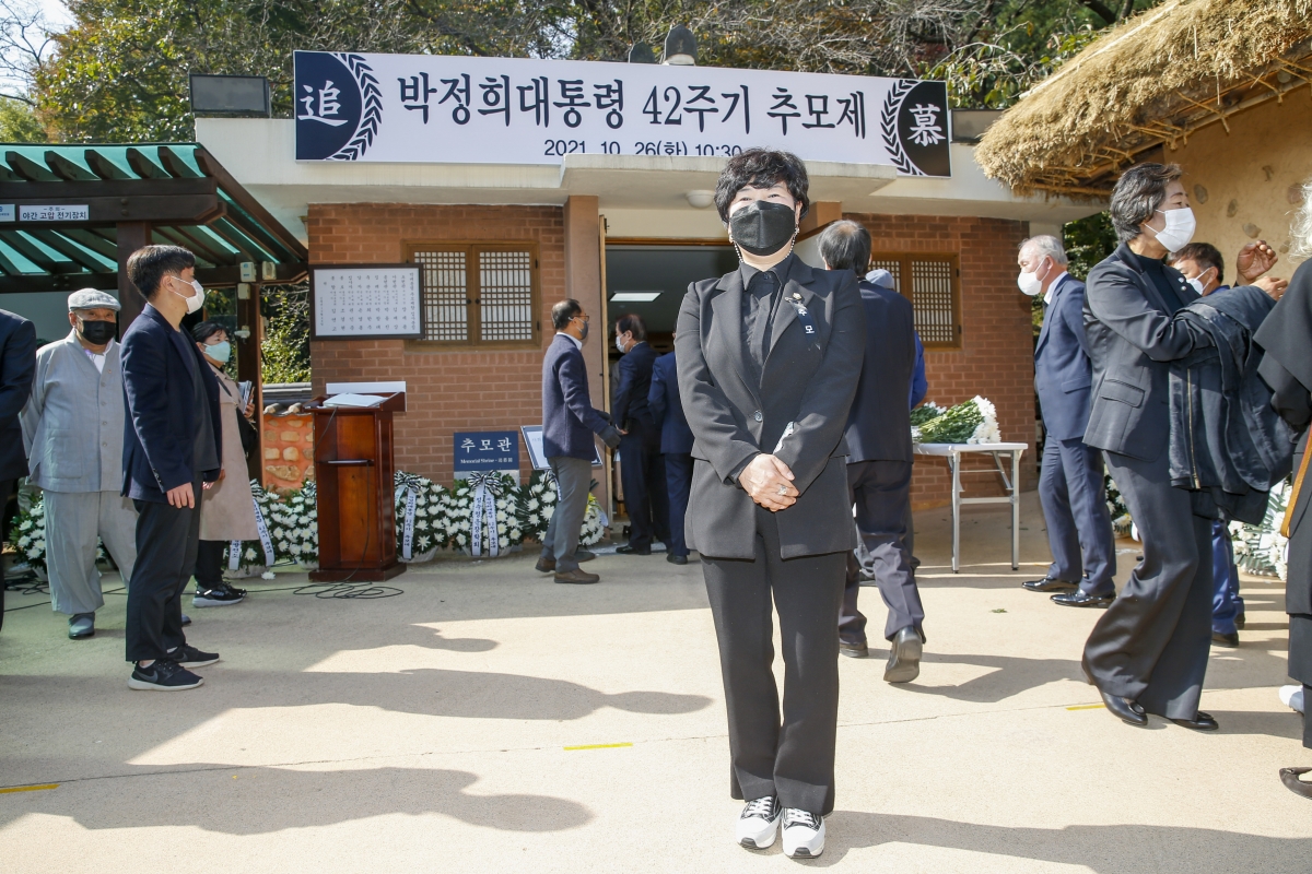 20211026-042[_P7U9106-박정희대통령 42주기 추모제.jpg