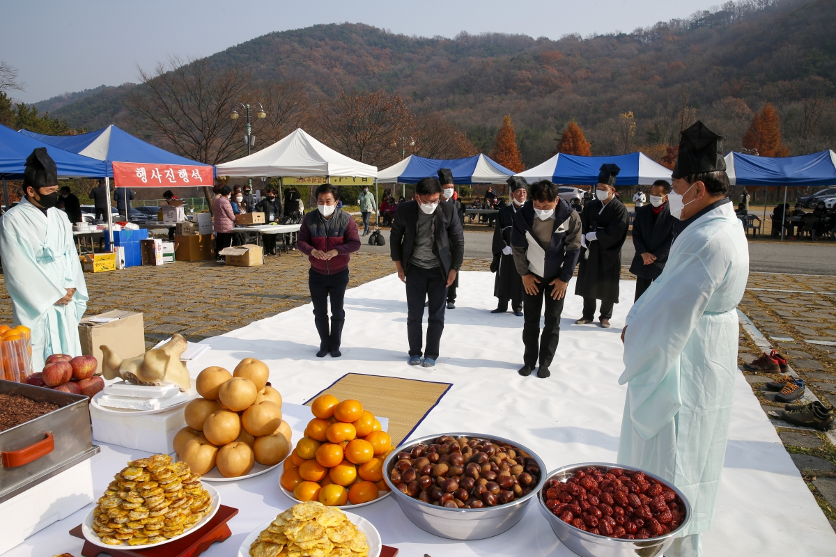 20211120-026[_P7U1121-제37회 구미시산악연맹 산신제.jpg
