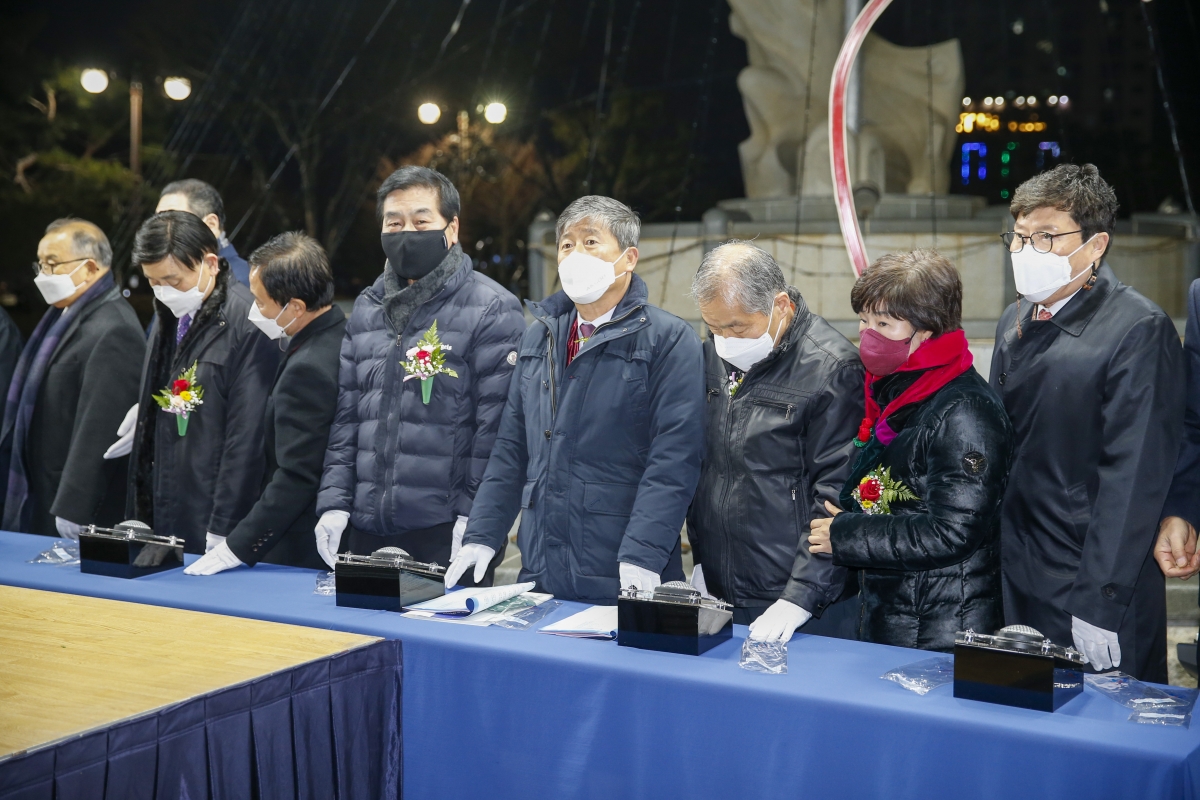 20211205-047[_P7U2592-2021 성탄트리 점등식.jpg