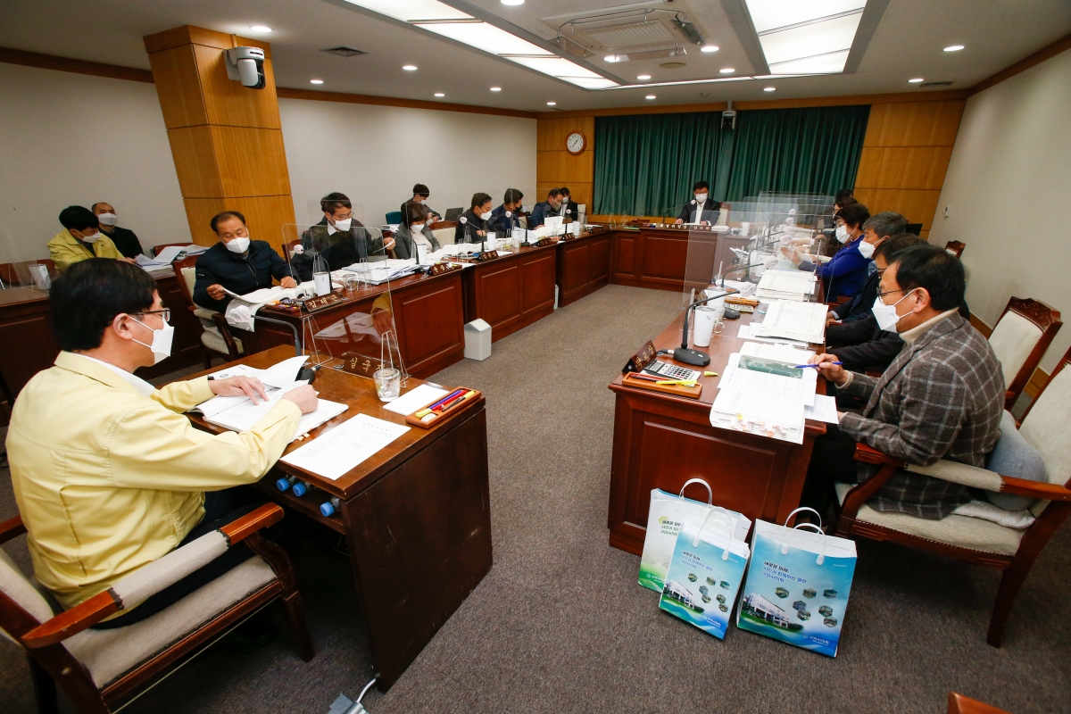 20211207-001[_P7U2874-제253회 정례회시 예산결산특별위원회 소관 2022년도 예산안 심사활동.jpg