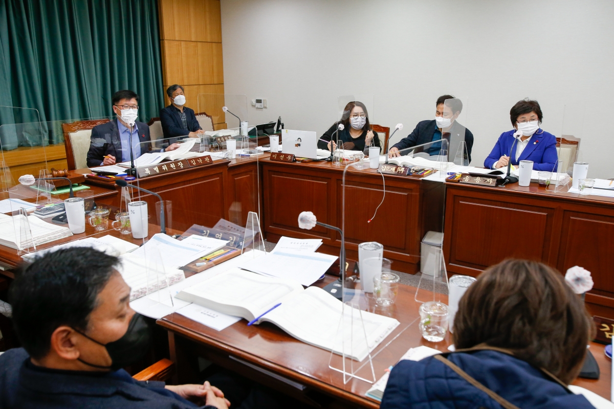 20211215-008[_P7U3401-제254회 정례회시 예산결산특별위원회 2021년도 제3회 추가경정예산안 심사 활동 .jpg