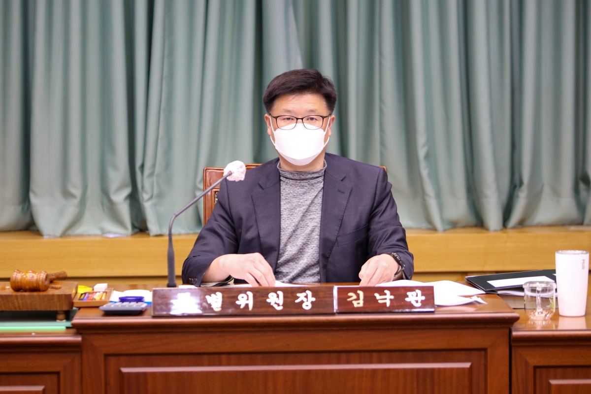 20220210-007[IMG_0600-제255회 임시회 폐회중 제3차 행정사무조사특별위원회 활동.jpg