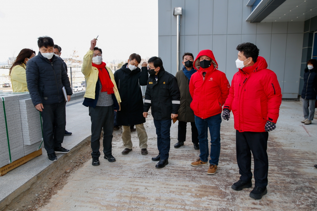 20220216-011[_P7U7421-전국체전 행정사무조사특별위원회 복합스포츠센터 현장방문활동.jpg