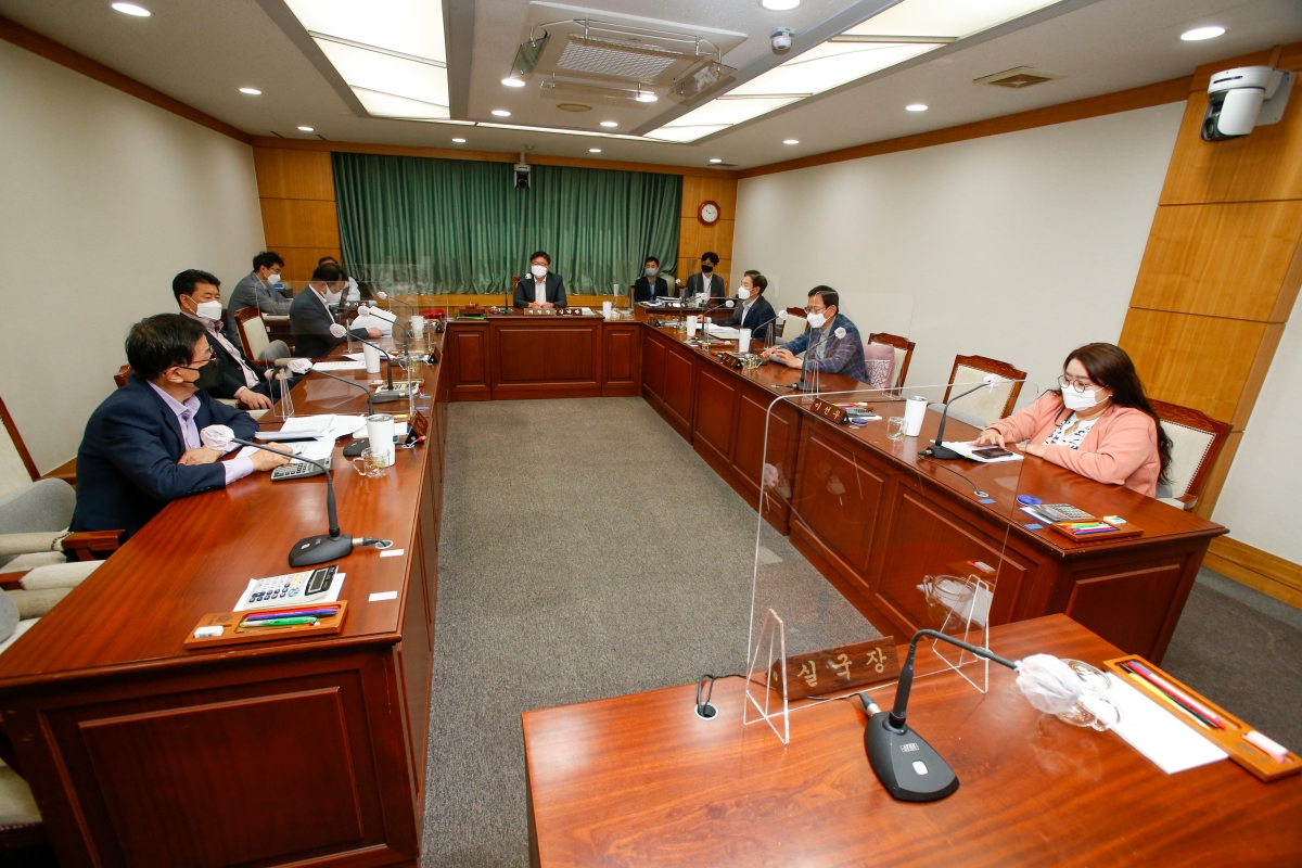 20220412-004[_P7U0075-제257회 임시회 제7차 전국체육대회행정사무조사특별위원회 활동.JPG