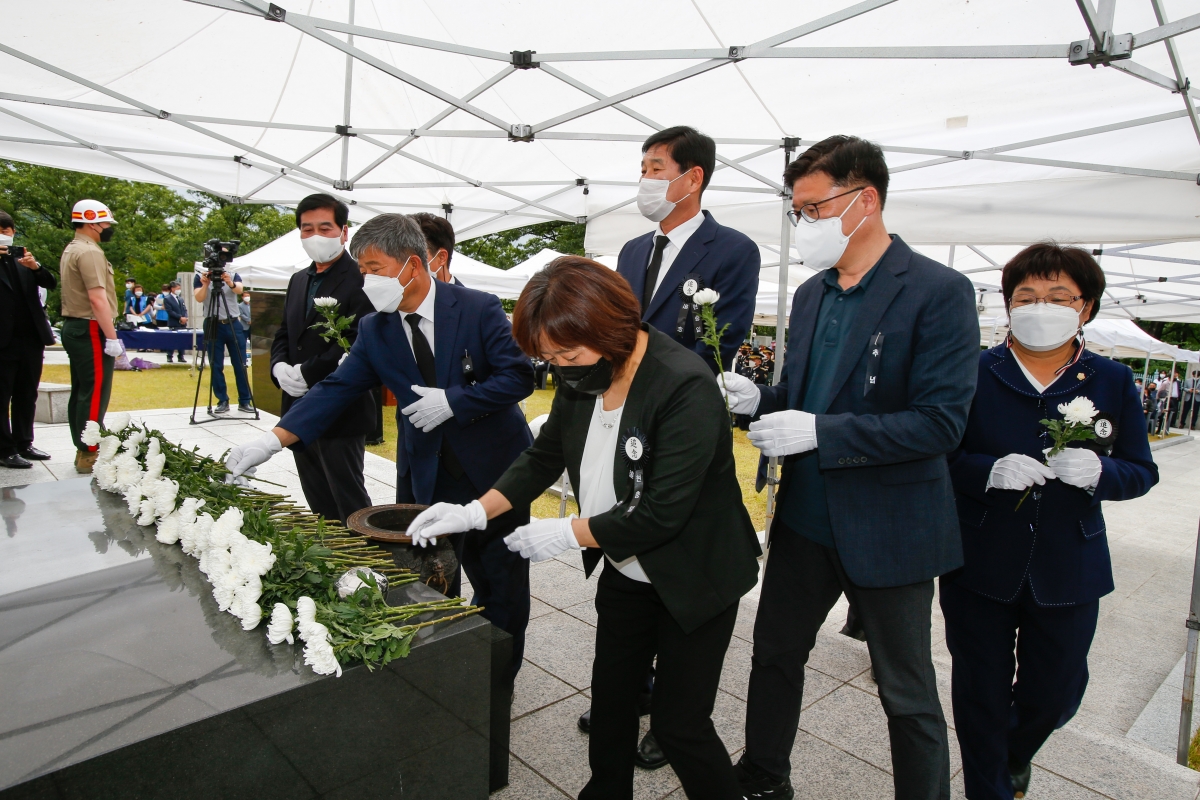 20220606-024[_P7U1259-제67회 현충일 추념식.JPG