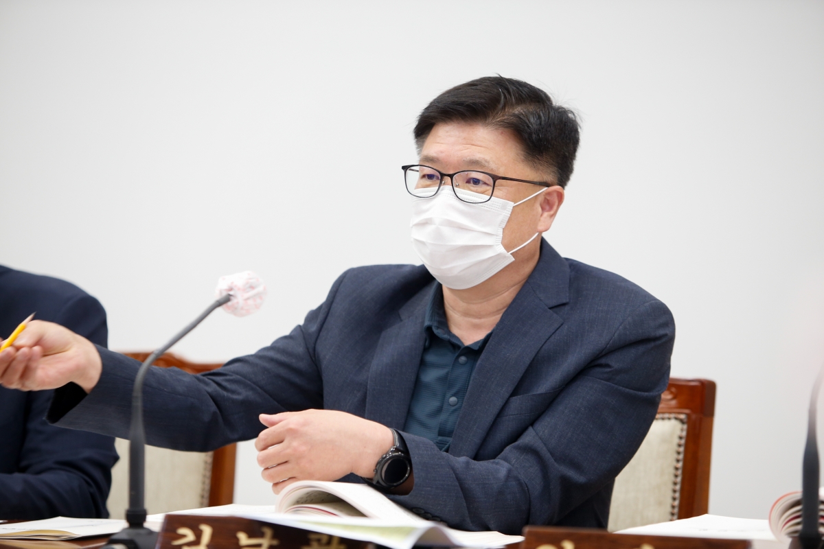 20220713-060[_P7U4488-제260회 임시회시 기획행정위원회 소관 2022년도 주요업무 보고의 건 활동.JPG