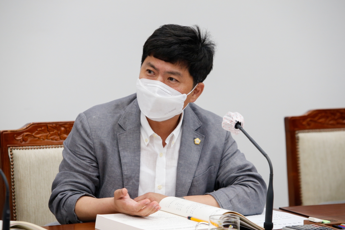 20220713-067[_P7U4457-제260회 임시회시 기획행정위원회 소관 2022년도 주요업무 보고의 건 활동.JPG